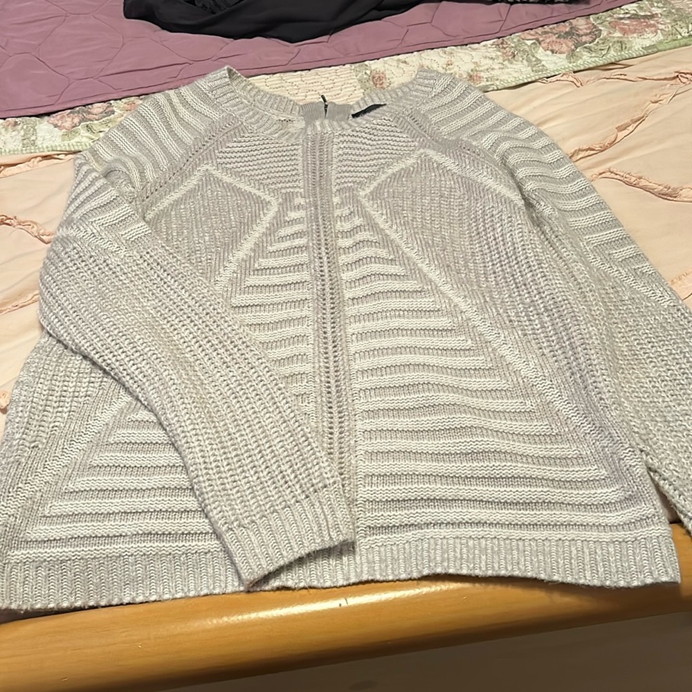 The Limited gray size XL sweater